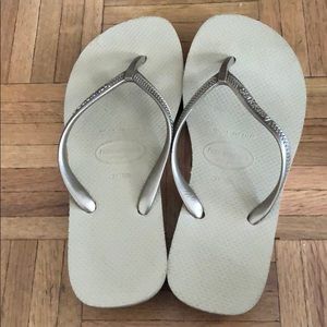 Cream/metallic Havaianas High flip flops